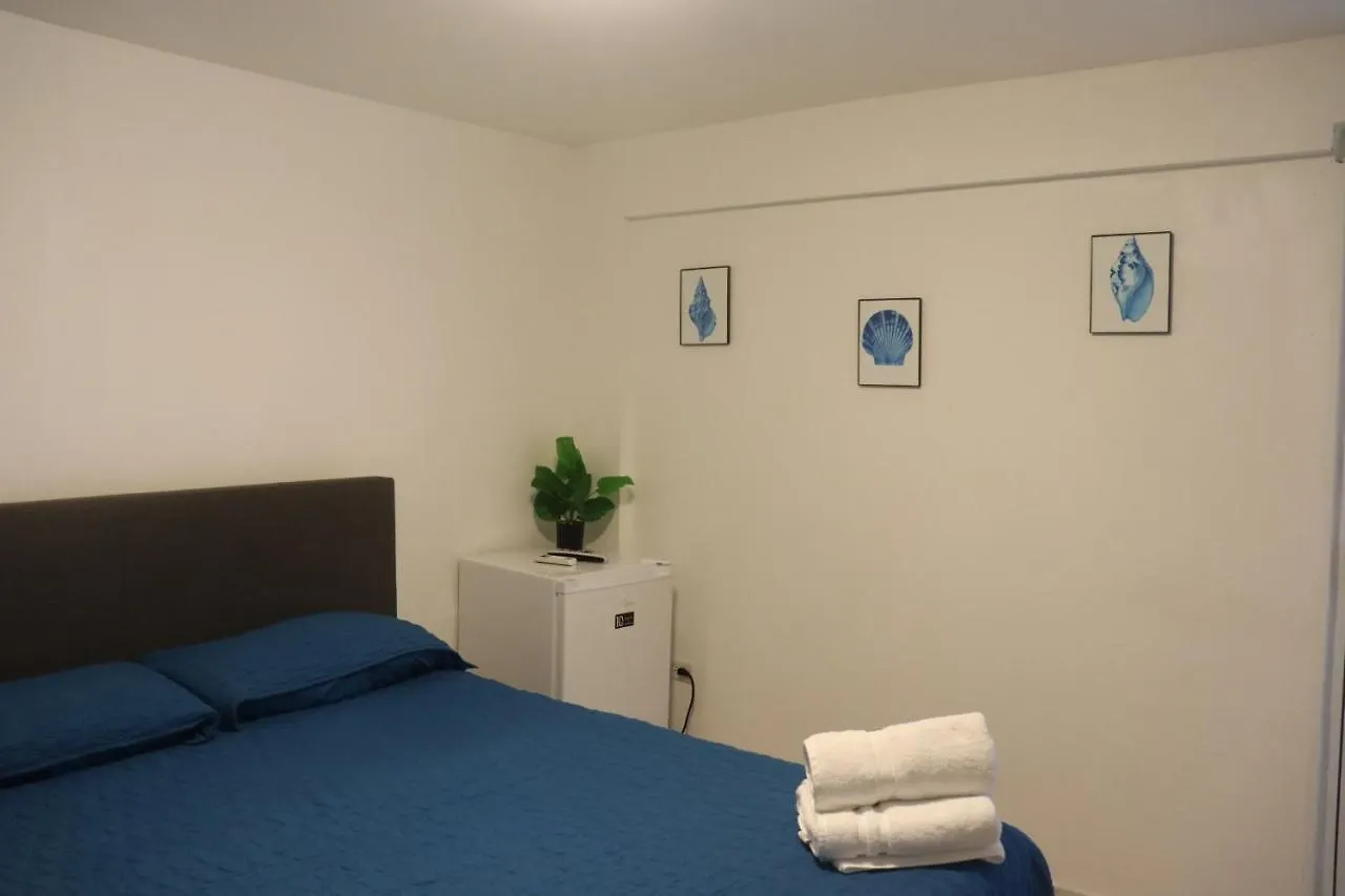 D\' Ocean Guest House contacts